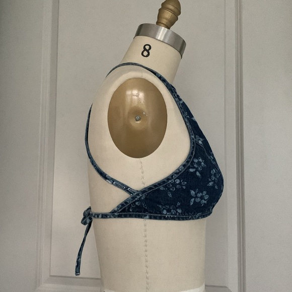 Limited Too Halter Cropped Top - Picture 2 of 8